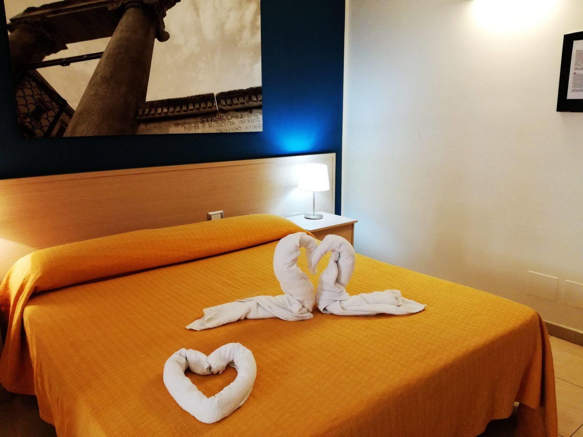 Hotel Residence Empedocle Messina Exterior foto